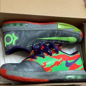 KD VI